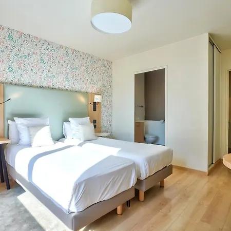 セジュール＆アフェール パリ ヴィトリ 3* ヴィトリー・シュル・セーヌ