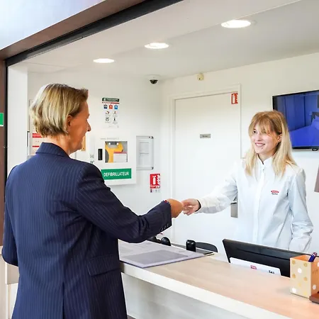 Sejours & Affaires Paris-vitry 3*