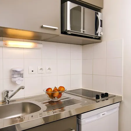 Sejours & Affaires Paris-vitry 3*