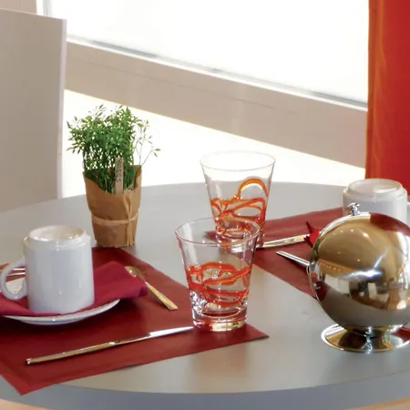 Sejours & Affaires Paris-vitry 3* ויטרי-סור-סיין