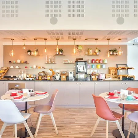 Sejours & Affaires Paris-vitry 3*