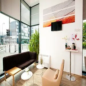 Sejours & Affaires Paris-vitry 3* ויטרי-סור-סיין